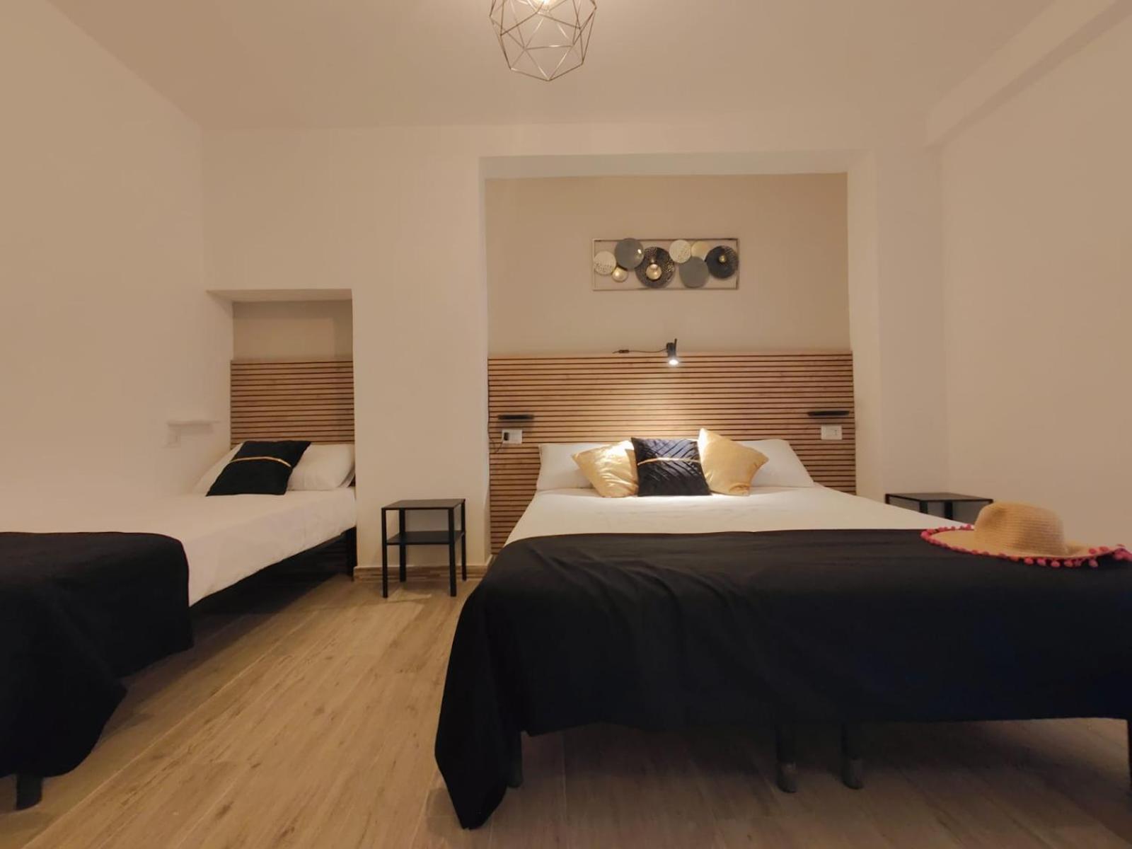 Tao House Golden Apartment ตาออร์มินา ภายนอก รูปภาพ